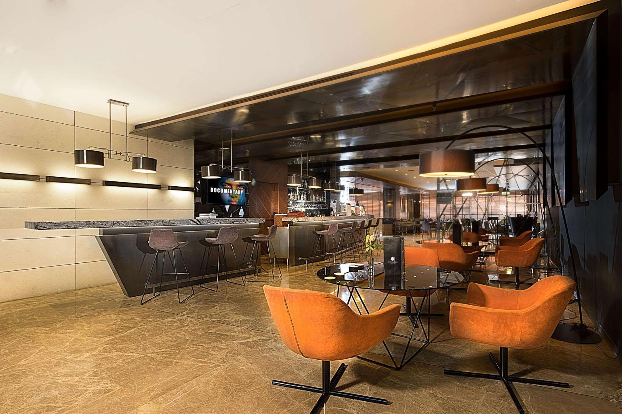 伊斯坦布尔老城希尔顿双树酒店 外观 照片 The interior of the lounge